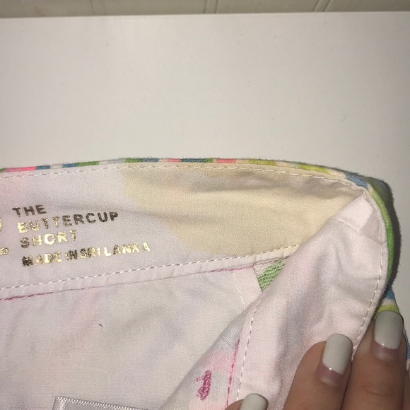 Lilly Pulitzer Buttercup Shorts - Picture 4 of 4